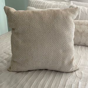Textured pillow